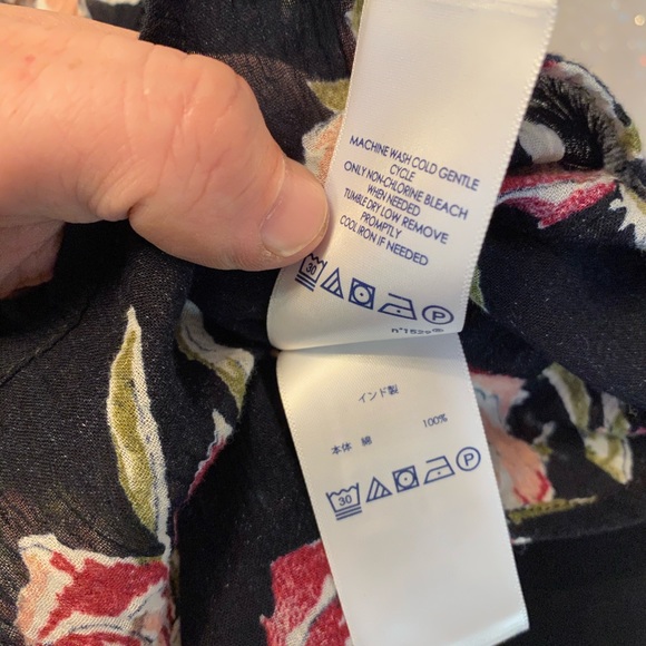 Large Chaps Floral Button Up Blouse Top - Picture 7 of 8